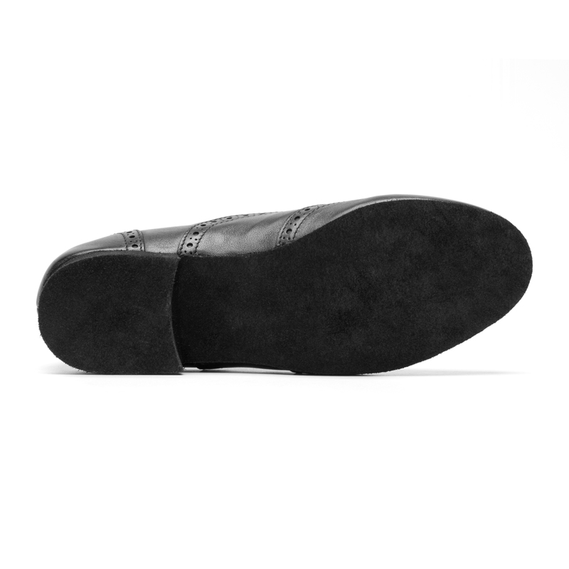 Schwarzer Damen Tanzschuh besticht durch feines Lochmuster-Design mit Chromledersohle.