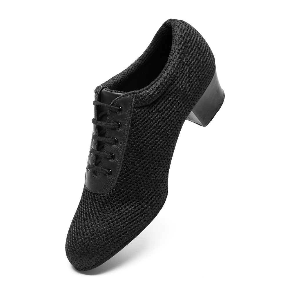 Schwarzer Damen Trainerschuh zum Schnüren mit 4,0cm hohem Absatz